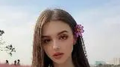 杨怡罗仲谦夫妻俩更名引猜测：或因想生男娃？