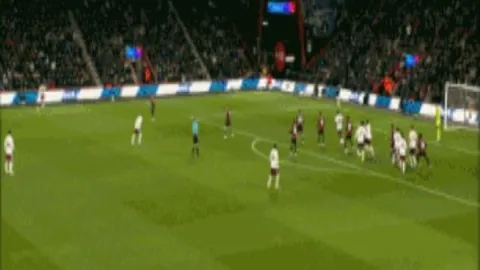 皇马反败为胜，拜仁德甲连胜，利物浦曼城双双失利